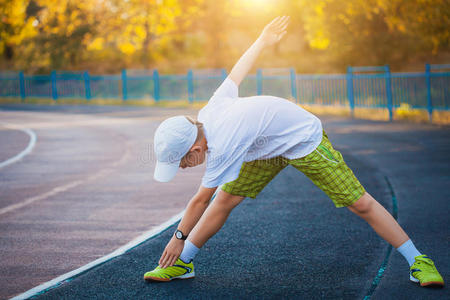 相信她将继 相信她将继